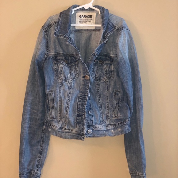 Jean jacket - Picture 1 of 2